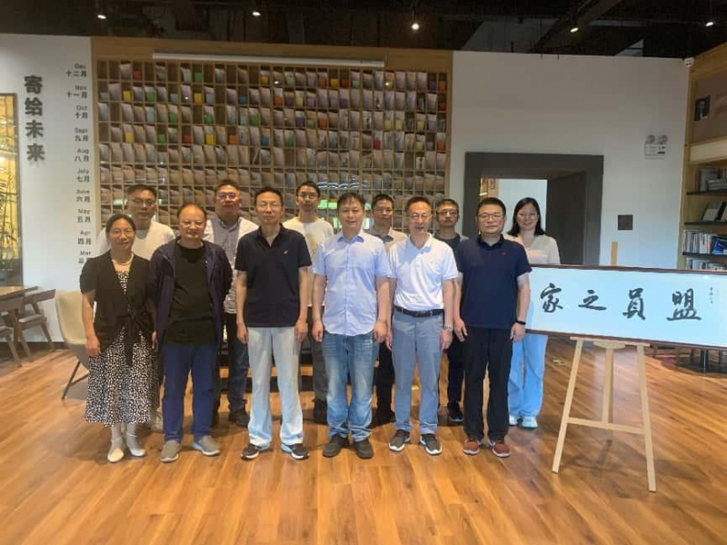 民盟华体会体育·(HuaTiHui Sports)官方网站,支部顺利完成换届选举